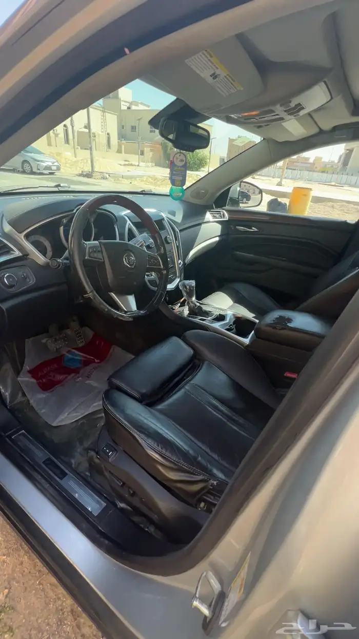 كاديلاك SRX 2012 7
