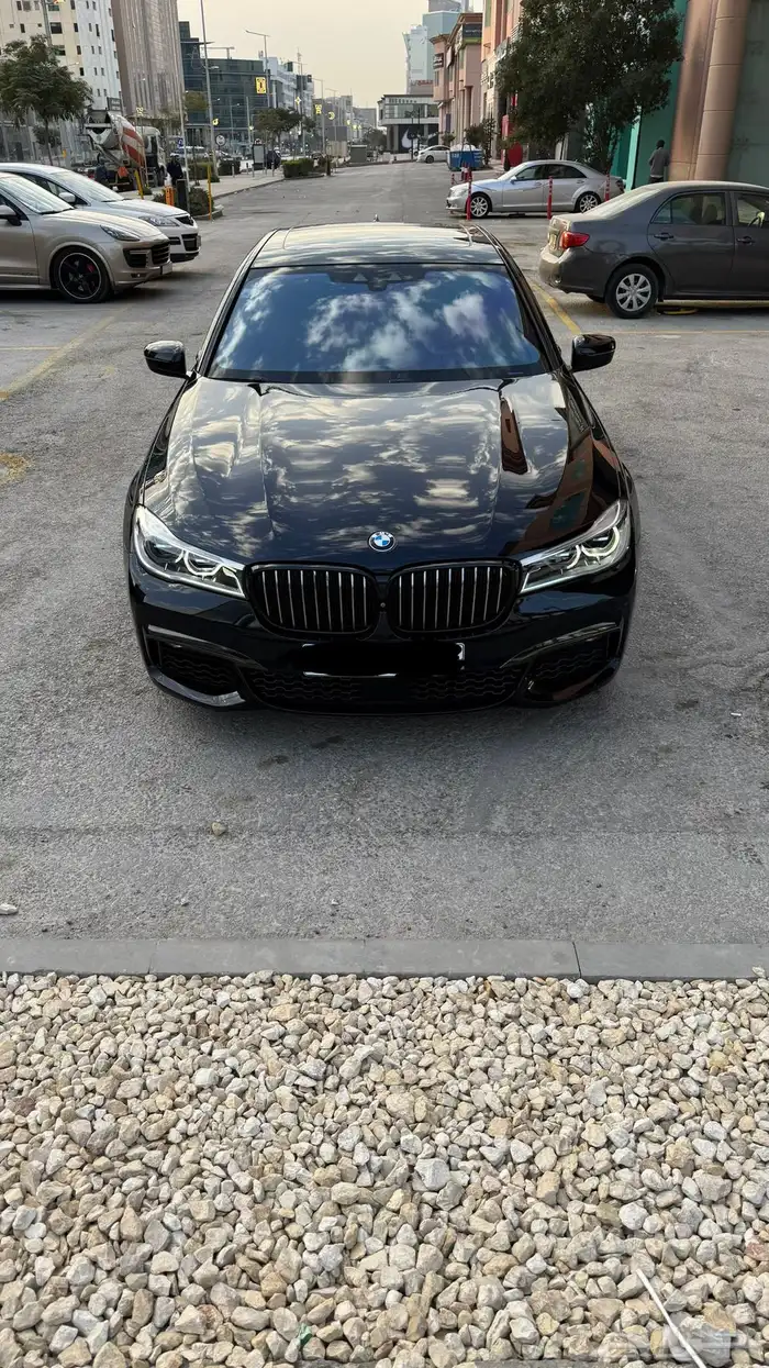 بي ام دبليو 740m وراد ناغي 0