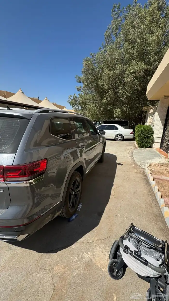 فولكس واجن تيرامونت 2021 مستعملة للبيع قير اوتماتيك بنزين 9