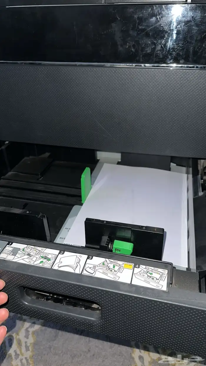 طابعه ليزر توشيبا وملحقاتها نظيفه جدا 5