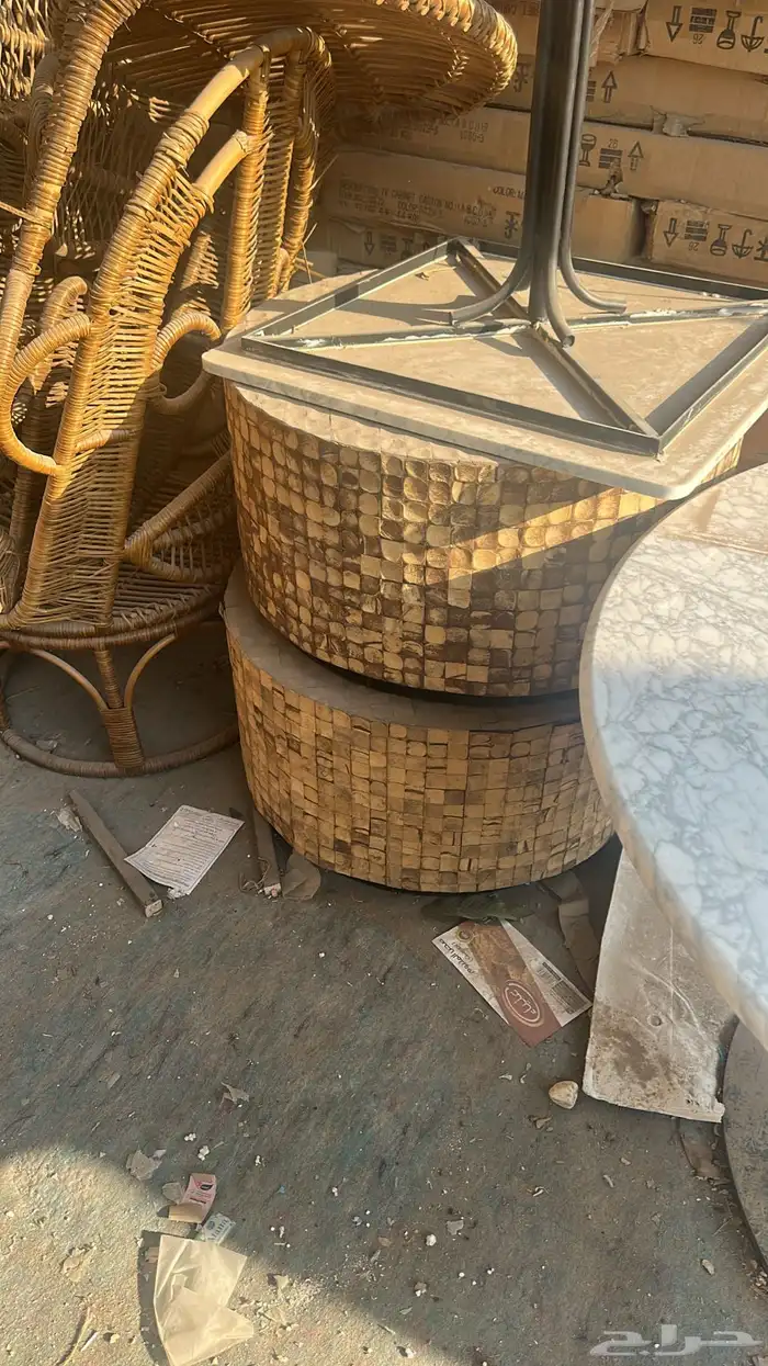 طاولة مطاعم وكراسي 0