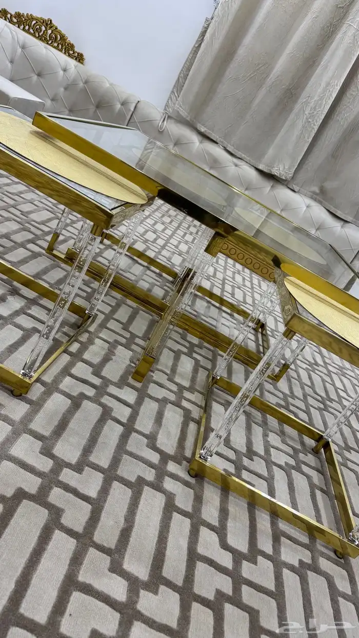 كنب للبيع شبه جديد معا طاوله وابجوره وزوليه 5