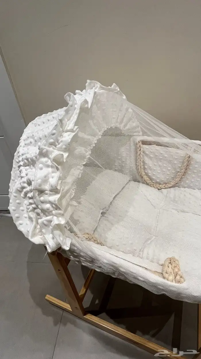 فستان استقبال نفاس وسلة موسى ومدس 4