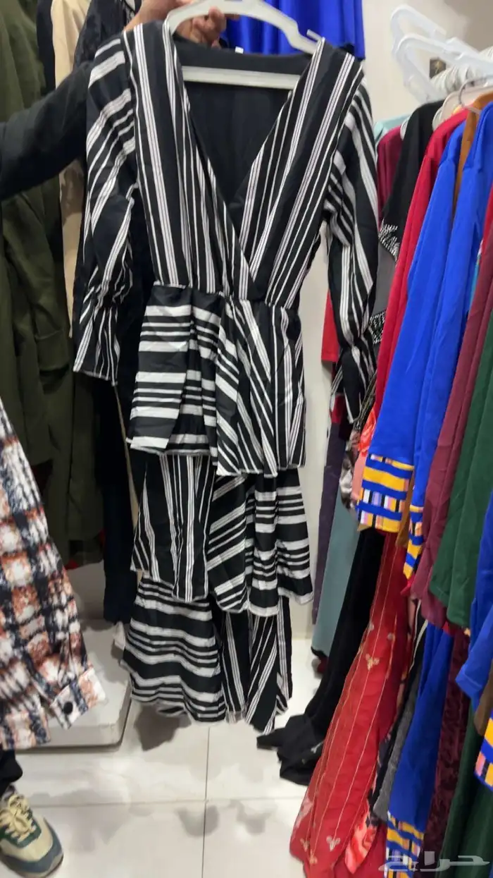 تصفية فساتين ارواب مصرية كمية محدودة على السوم 23