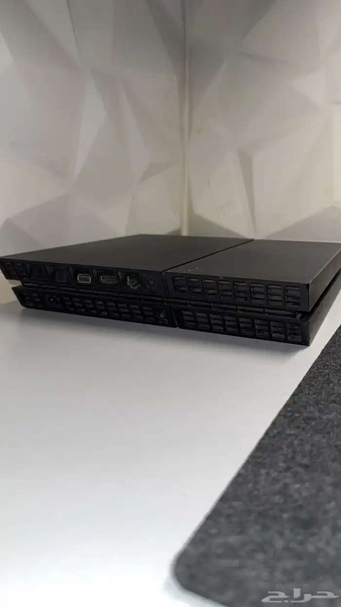 سوني 4 ب جميع اغراضه 3