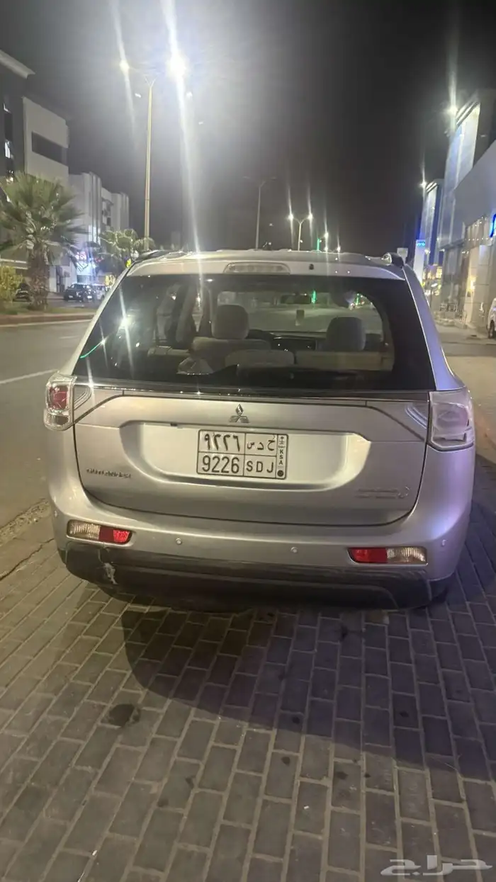 ميتسوبيشي اوتلاندر 14 2