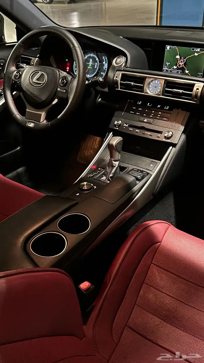 لكزز IS200 مخزن 2016 26