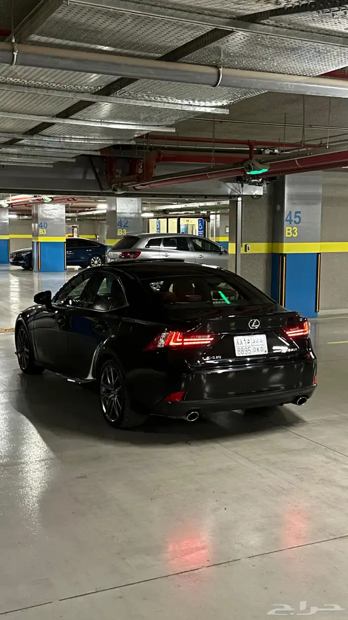 لكزز IS200 مخزن 2016 3