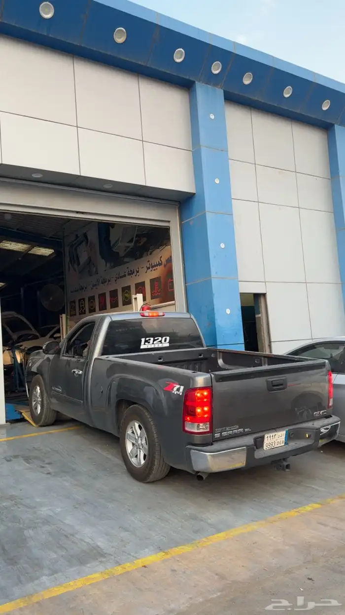 جمس سيرا 2011 نظيف للبيع 24