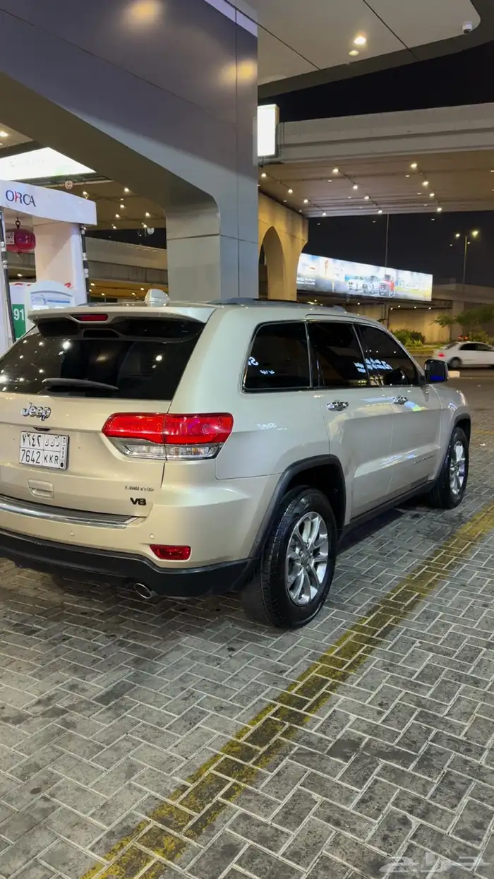 جيب قراند شيروكي ليمتد 2014 4