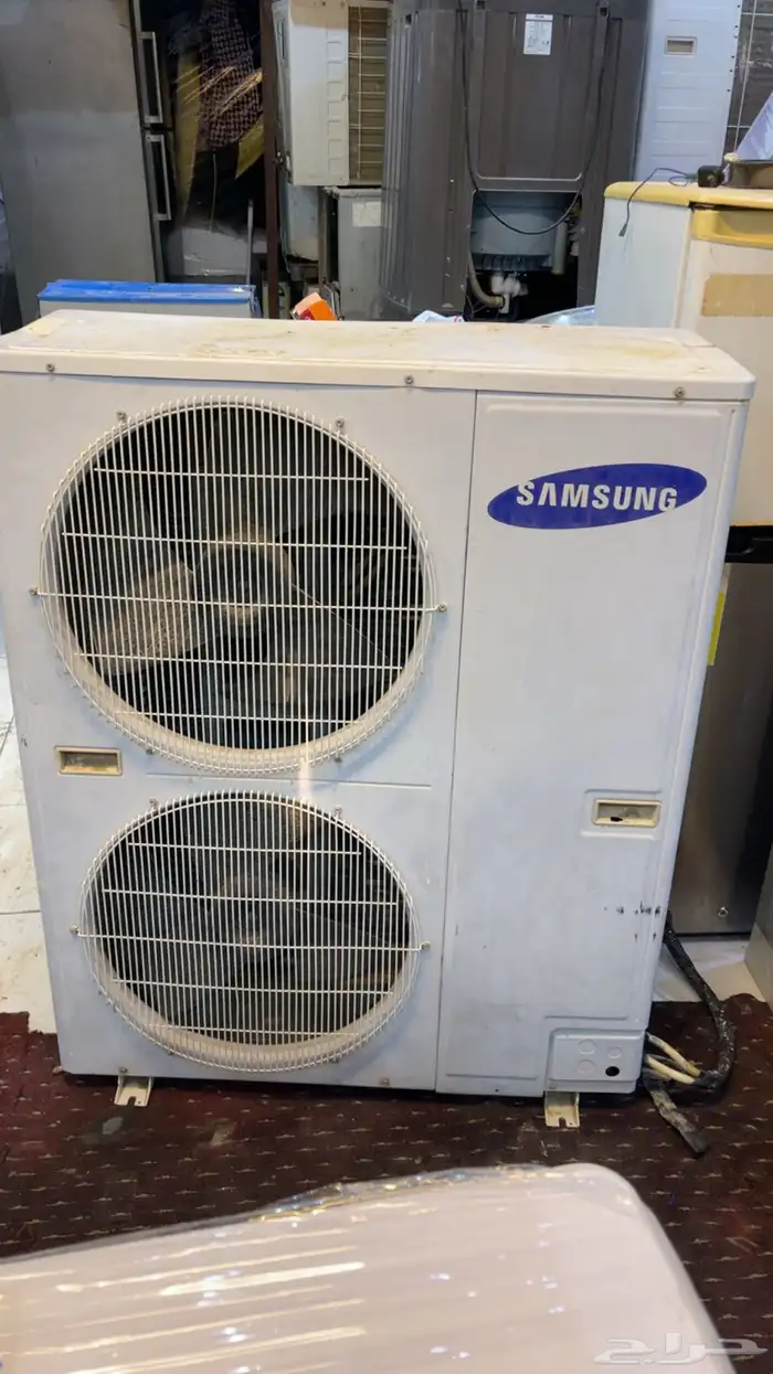 مكيف دولاب على يدي من يوم هو جديد 0