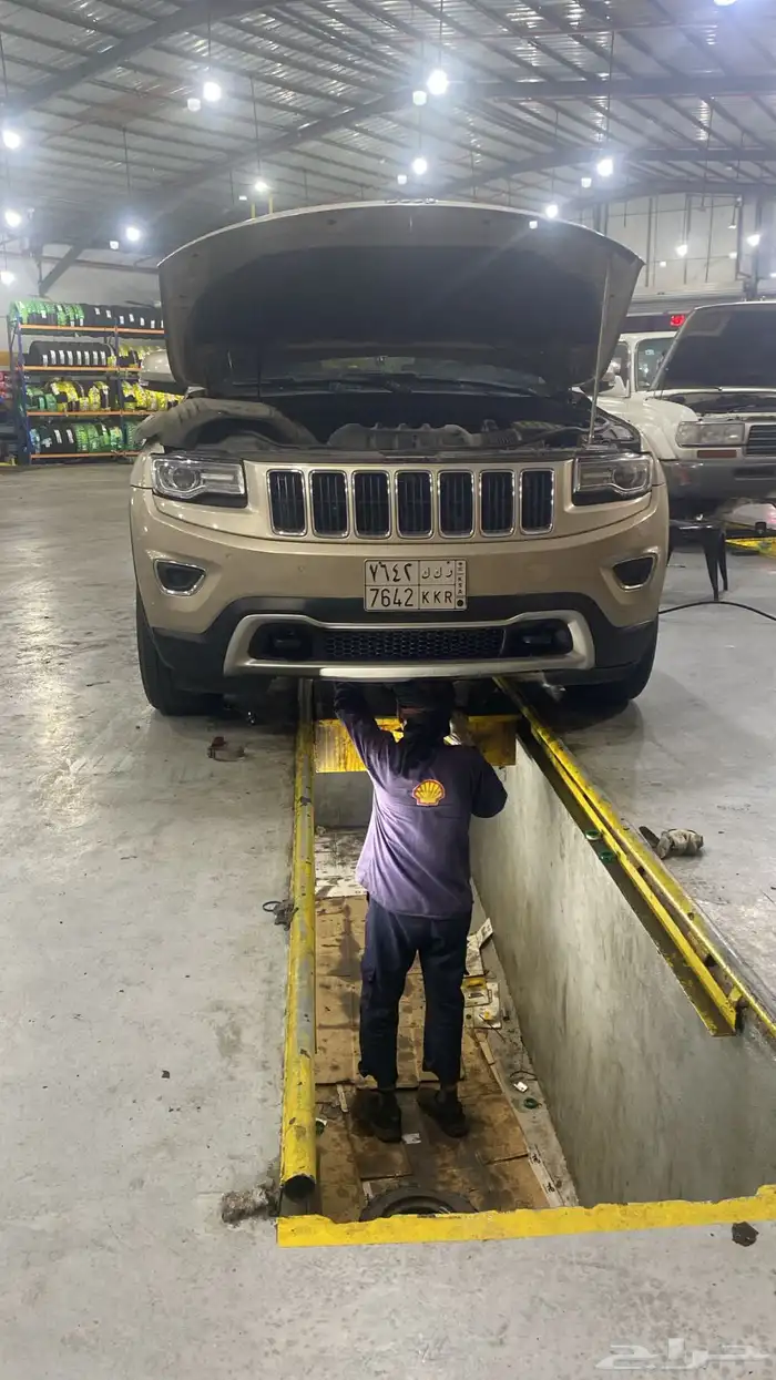 جيب قراند شيروكي ليمتد 2014 11