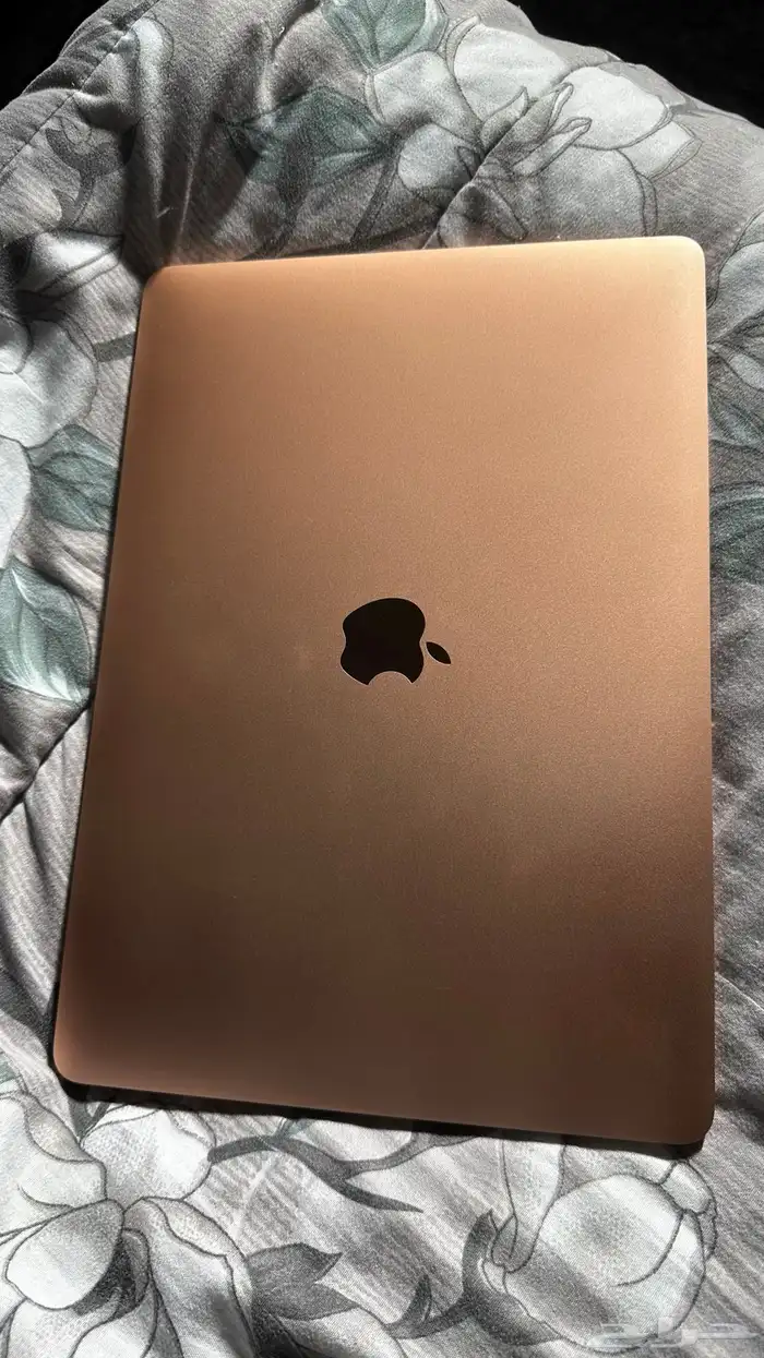 لاب توب ماك شبه جديد 1