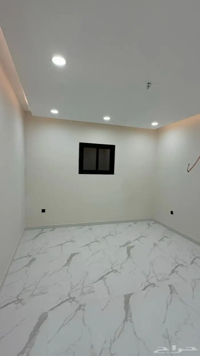 للبيع فيلا 290 متر دورين وملحق بالشعله مرتبه 21