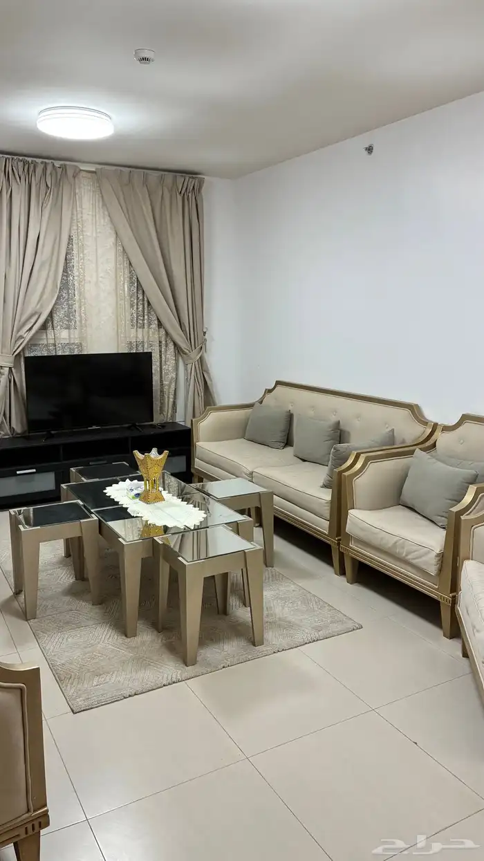 صالتين بحاله جدا ممتازه 0