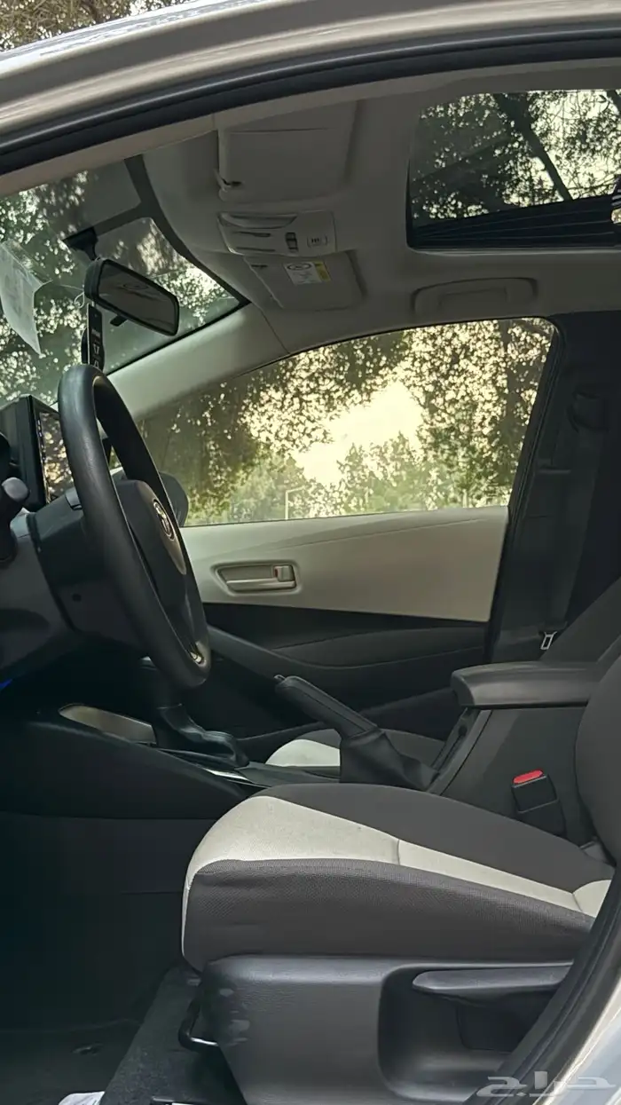 تويوتا كورلا-2024-فل كامل-مكينة 2.0-ممشى قليل- شبه وكالة 58