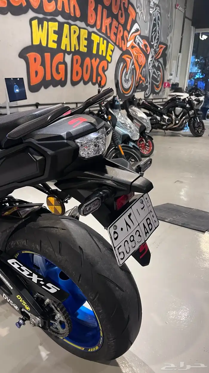 Gsx_s2023 gt لون ازرق بحالة الوكالة 0