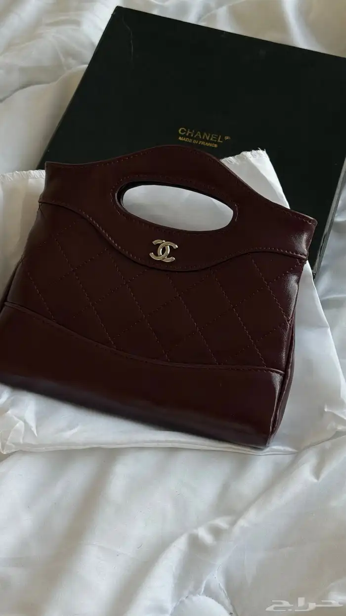 شنطة شانيل عنابي 0