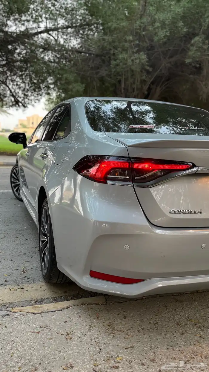تويوتا كورلا-2024-فل كامل-مكينة 2.0-ممشى قليل- شبه وكالة 28