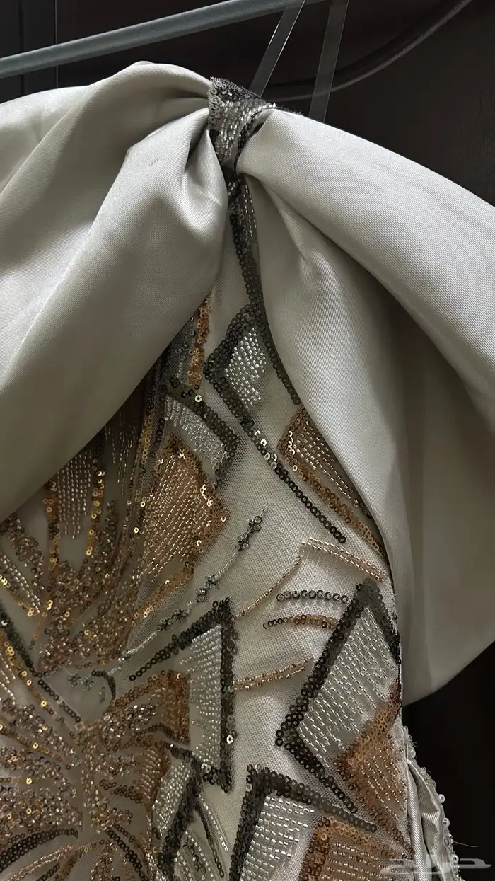 فستان جديد ونظيف جدا 2