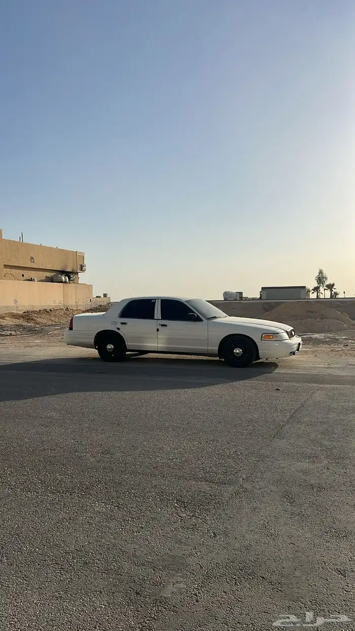 فورد بوليسيي للبدل 6