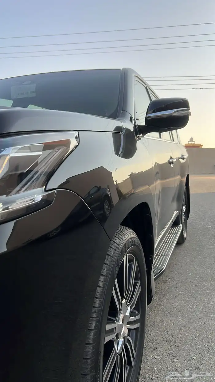 جيب لكزس للبيع 5