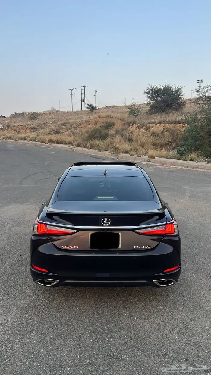 لكزس es350 2023 CC اسود سعودي 2