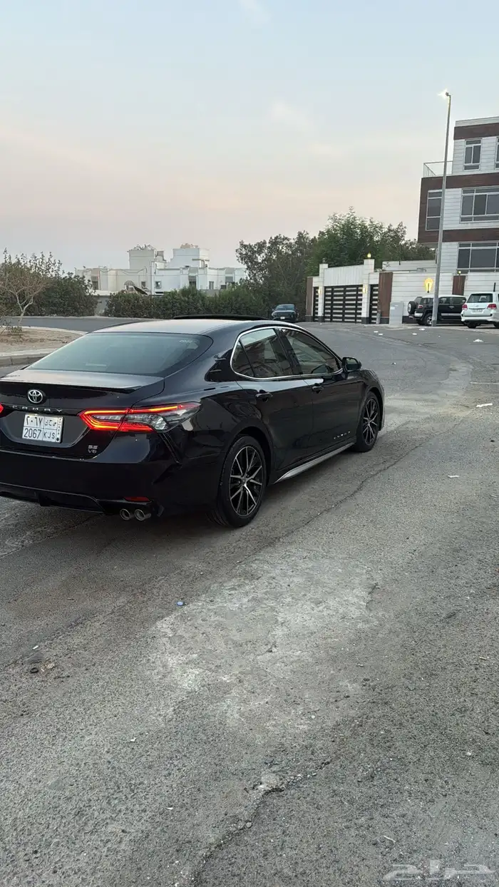 كامري SE مديل 2022 V6 ممشى قليل 7