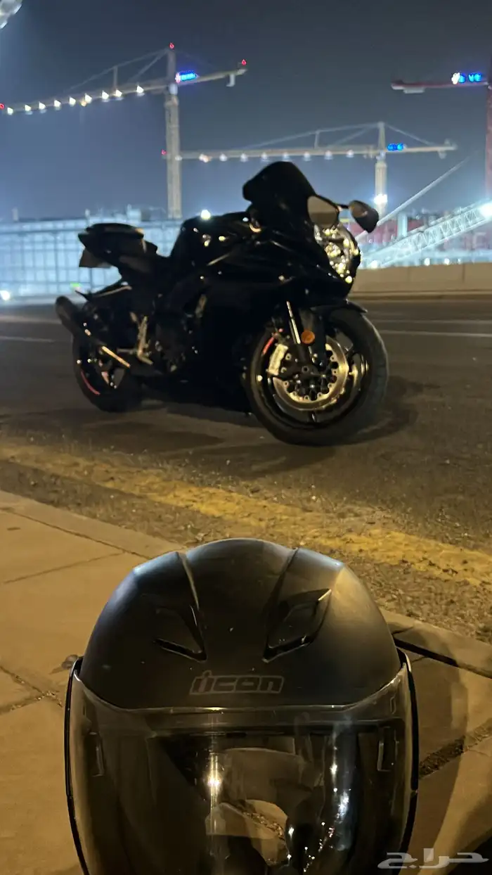 خوذة ايكون للبيع 0