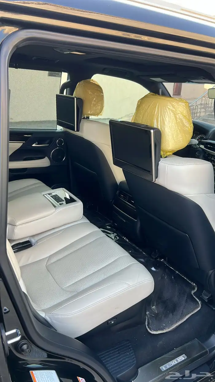 جيب لكزس للبيع 27