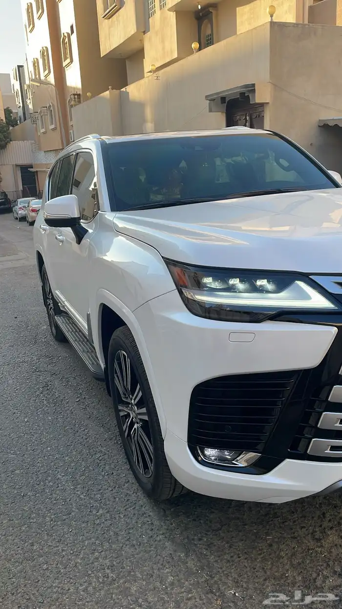 لكزس 2024 فل كامل 10