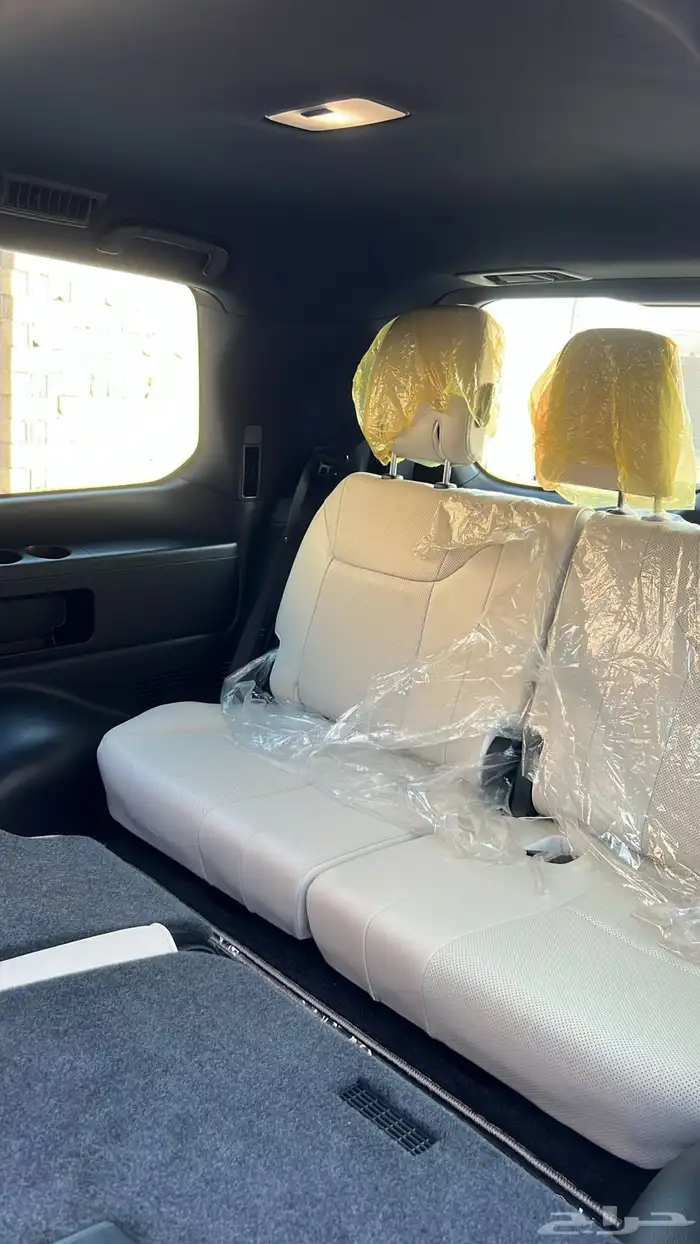 جيب لكزس للبيع 30