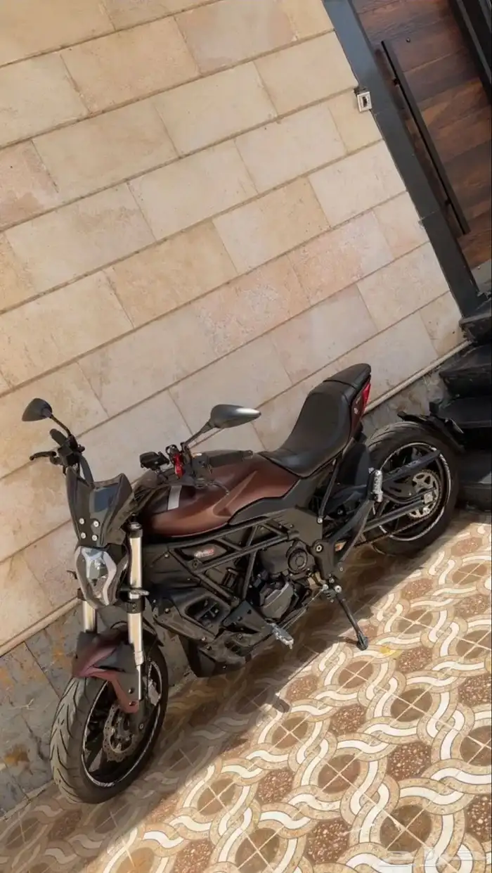 دباب بينلي 9