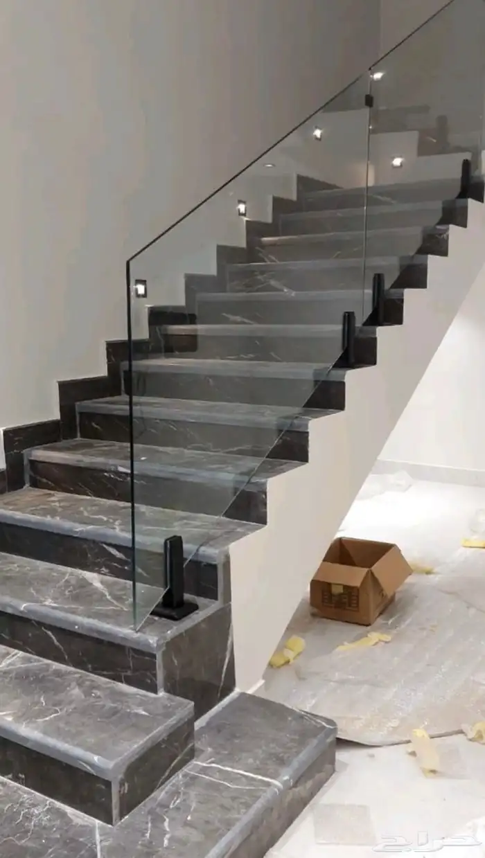 زجاج سكريت مكاتب وشوارات ودربزين وواجهات 9