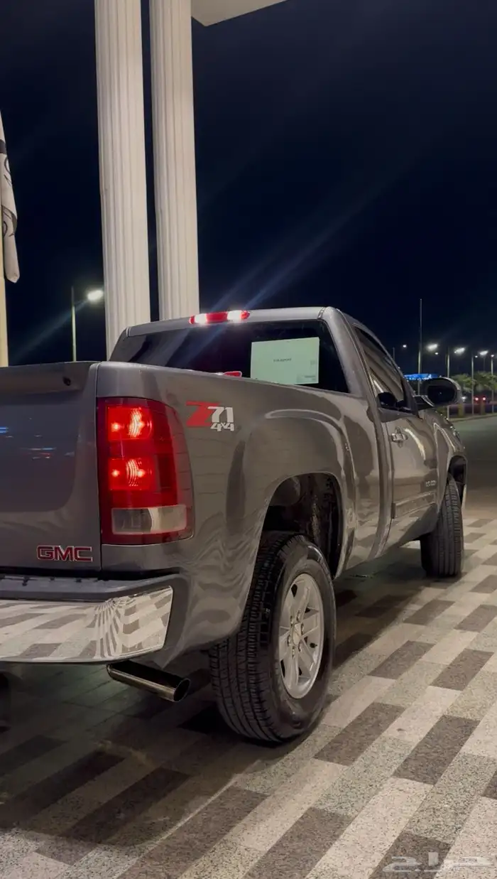 جمس سيرا 2011 نظيف للبيع 17