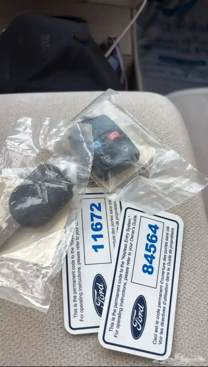 فورد كراون فكتوريا 2011 8