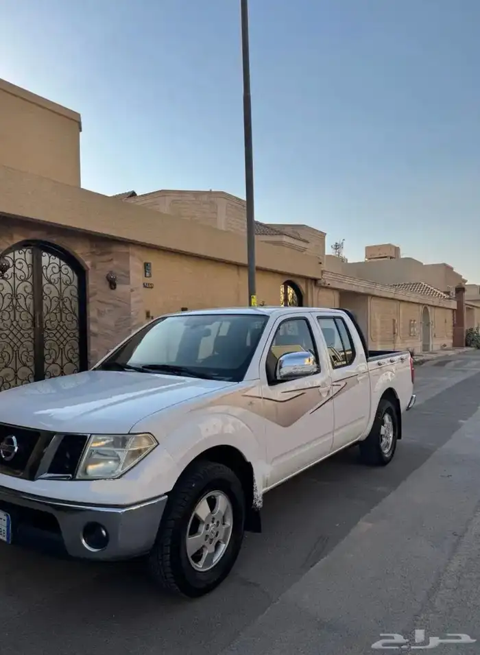 نيسان نافارا 2014 1