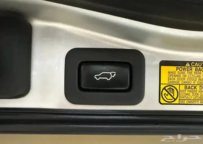 جيب لكزس LX570 موديل 2011 فل كامل 21