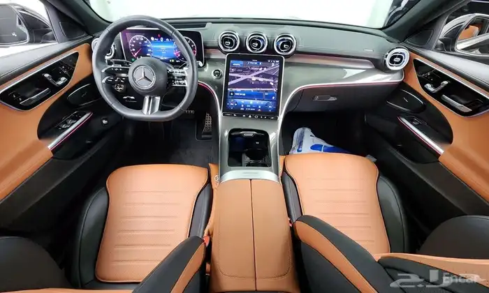 C300 4MATIC AMG Line 2023 7