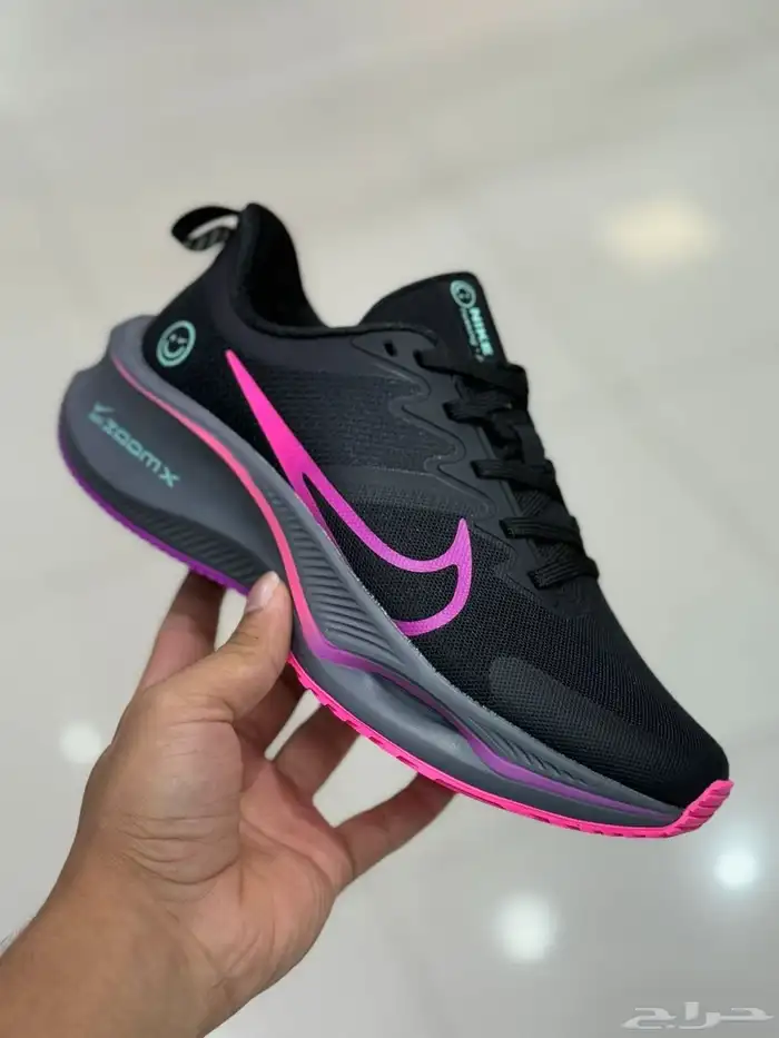 شوزات واحذيه رياضية وشنط ماستر صناعه إيطالي 14