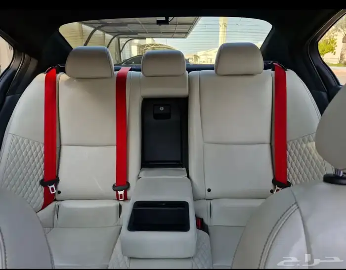 Infiniti Q50S ممشى 87000 كم 28