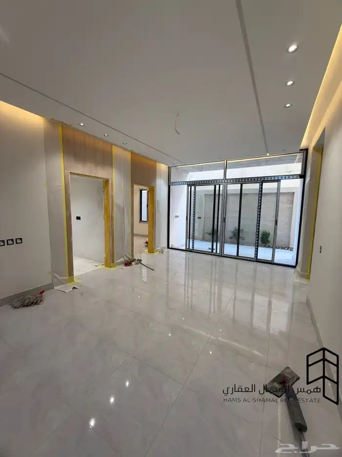 للييع شقه ارضيه حي البوادي 6