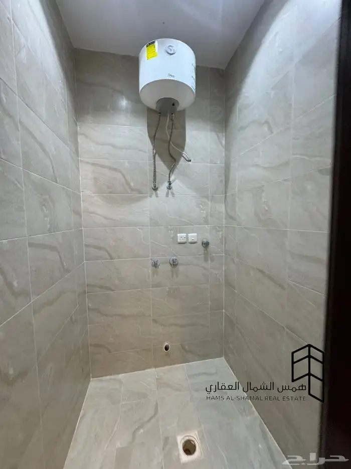 للبيع روف علوي حي الرحمانيه 10