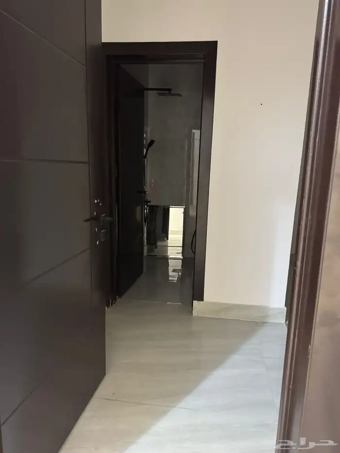 دور ارضي بمدخل سياره حي الرمال بالقرب من المطار 6