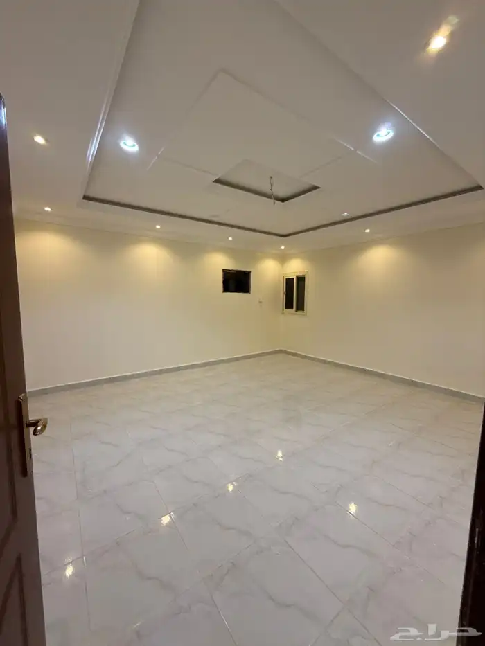 شقة للايجار الشرايع مخطط 11 خمس غرف 1