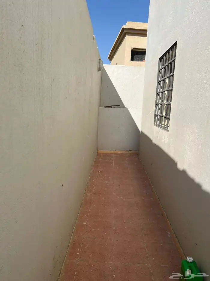 للإيجار شقة مفروشة حي المنسك 12