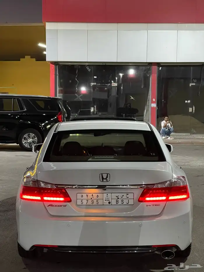 هواند اكورد 12