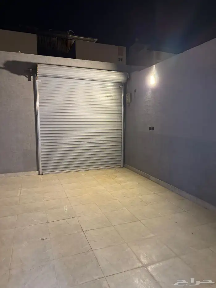 دور ارضي بمدخل سياره حي الرمال بالقرب من المطار 3