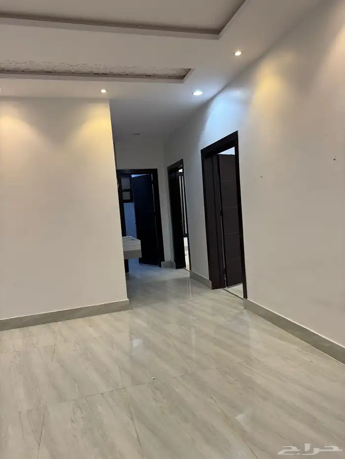 دور ارضي بمدخل سياره حي الرمال بالقرب من المطار 10