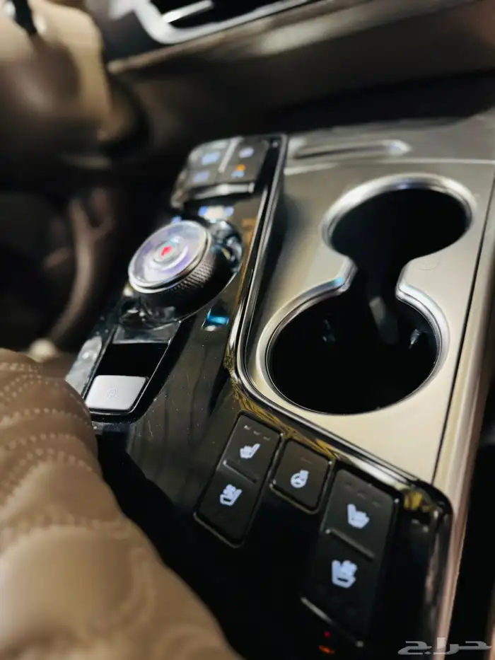 كيا K8 2022 (بحالة ممتازة) 11